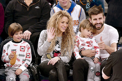 La colombiana con su familia, Milan y