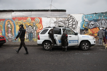 Santa Rita. En el sur hay barrios donde los Vatos Locos tienen miembros. Ellos expresan su pertenencia a través de los grafitis 2. Muerte. Dentro de su iconografía, los Vatos usan calaveras, las siglas VL y la imagen de la Virgen de Guadalupe.