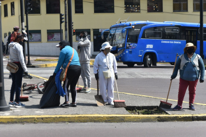Multas. Entre quienes más se acogen al trabajo comunitario están los jóvenes estudiantes universitarios.