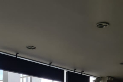 Arribo. Leonidas Iza llegó al aeropuerto de Latacunga, en Cotopaxi.