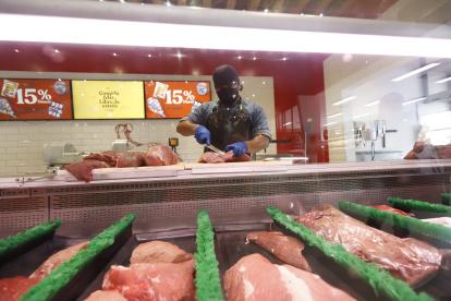 Valor. Los clientes buscan los descuentos para esta fecha, y seleccionan lo que más se ajuste a sus familias.