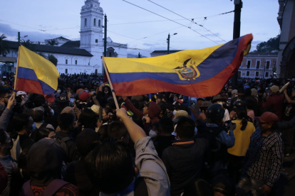 En el cuarto día de paro nacional, las movilizaciones se han radicalizado y escalado a enfrentamientos entre manifestantes y policía