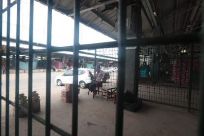 Paralización. Ayer el país vivió su quinto día de protestas, que se desarrollan con mayor fuerza en la Sierra. También hay sectores de la Costa con bloqueos.