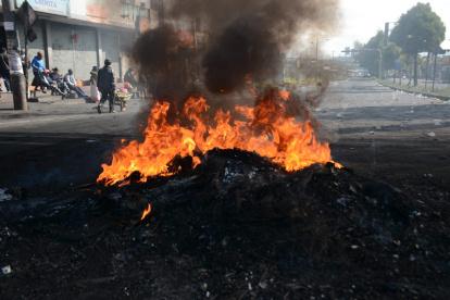 En el sector de Cutuglagua en Mejía, sur de Quito, las manifestaciones continúan.