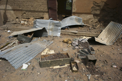 Varias cajas con munición en un campamento militar tomado por yihadistas en Mali.