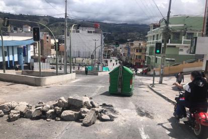 Los dirigentes indígenas aseguraron que ellos siempre han mantenido la libre movilidad en las calles, sin embargo todo está cerrado en Ambato.