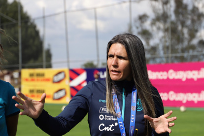 Emily Lima, entrenadora de la Tri, se muestra satisfecha por el proceso realizado.