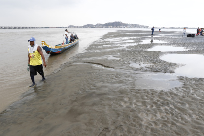 El ofrecimiento del dragado por el río Guayas ha permanecido por las tres últimas prefecturas, sin solución aparente