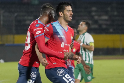 Por el fair play financiero, El Nacional no puede habilitar en Serie B a todos los jugadores que forman parte de su plantilla.