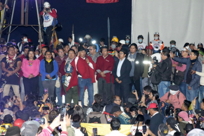 Discurso. Iza reconoció que el peso de las decisiones adoptadas caerá sobre los hombros de los dirigentes