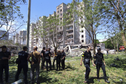 Las tropas rusas intentan rodear a las de Ucrania en las afueras de la ciudad de Lisichansk, en la región de Lugansk