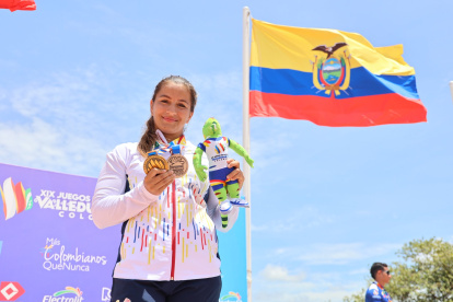 Anggie Avegno volvió a los Bolivarianos con oro en los C1 200 m y plata en los C2 500 m con Neida Angulo.
