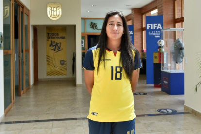 María Belén Aragón, seleccionada ecuatoriana, se muestra feliz por representar a Ecuador en la Copa América femenina.