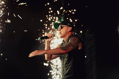 Gerardo Mejía es uno de los artistas más esperados en el Flashback 593