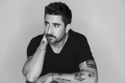 Álex Ubago tiene 41 años.