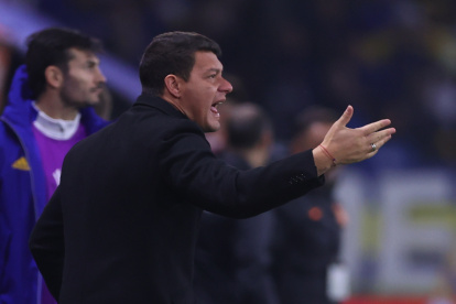 Sebastián Battaglia fue despedido del banquillo xeneize tras la eliminación de la Copa Libertadores.