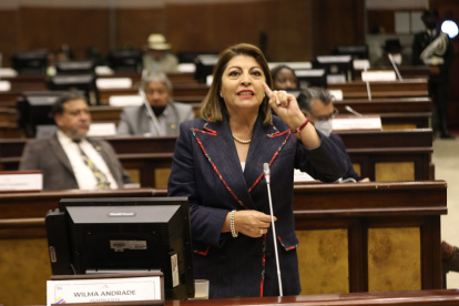 Indignada. Wilma Andrade desmiente al presidente de la Asamblea: no nos equivocamos, nos manipularon, dice.