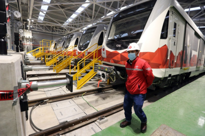 Rodar. Las autoridades dicen que para fin de año funcionará el metro.