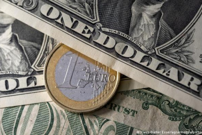 El dólar y el euro alcanzaron la paridad en valor este 12 de julio de 2022.