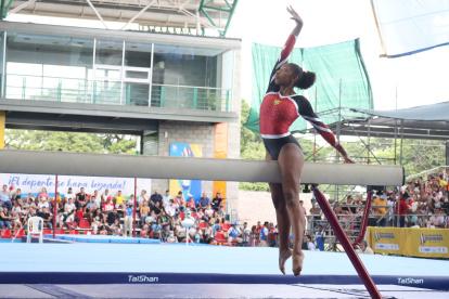 El oro bolivariano de Alaís Perea en viga de equilibrio y plata en individual femenino la ponen como favorita en Brasil, a sus 17 años.