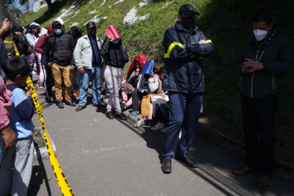 La fila de este 15 de julio en los alrededores de Emaseo.
