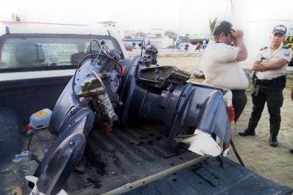 Motores encontrados en la embarcacion pirata.