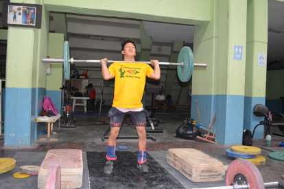 Alexis Endara, tricampeón mundial prejuvenil, en una de sus prácticas.
