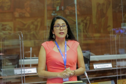 ¿Accidente? La asambleísta de Pachakutik fue amenazada por votar contra la destitución presidencial. Días después, fue víctima de un atentado.