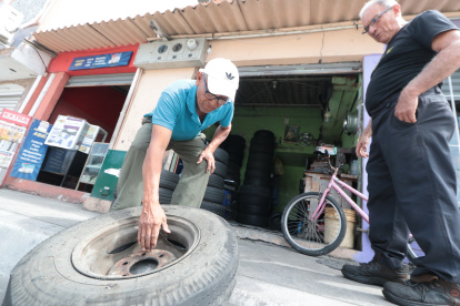 La escaza circulación de autos complica el trabajo de las vulcanizadoras