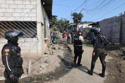 A partir de este hecho violento, la zona permanece con presencia policial.