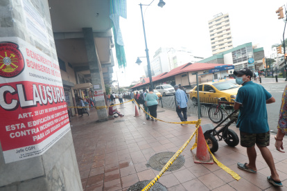 Bodegas en la Bahía Agencia (ag-extra)