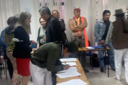 La dirigencia indígena y el Gobierno firman acuerdo