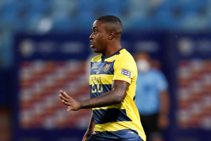 El futbolista ecuatoriano Sebastián Méndez
