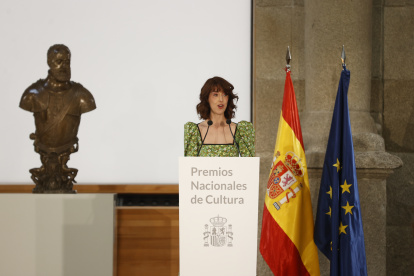 La escritora Irene Vallejo, Premio Nacional de Ensayo, ofrece un discurso durante la Entrega de los Premios Nacionales de Cultura 2020, este miércoles 13 de julio de 2022 en el Museo del Prado en Madrid.
