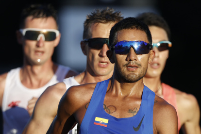 Daniel Pintado, marchista ecuatoriano, en la prueba de los 35 kilómetros.