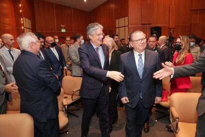 El presidente Lasso se pronunció en la condecoración al director de EXPRESO, Galo Martínez Leisker.