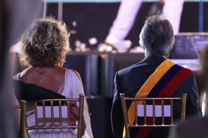 Fotografía que recoge otra perspectiva de la sesión solemne por la fundación de Guayaquil.