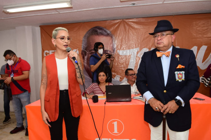 Héctor Vanegas durante la presentación de su precandidatura.