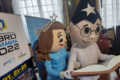 Presentación de la Feria Internacional del Libro en Guayaquil en el Salón d la Ciudad