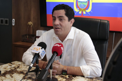 Renuncia.Xavier Hervas, quien se define como un político social democrático, anunció su desafiliación a la Izquierda Democrática.