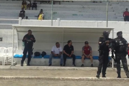 Geovanny Cumbicus, técnico del Mushuc Runa, con resguardo policial por amenazas.