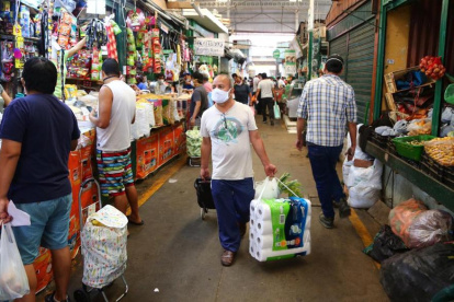 Mercado.- En julio subieron de precio los productos de higiene como el papel higiénico.