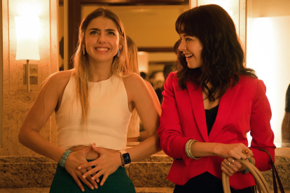 Fotografía cedida por Prime Video donde se observa un fragmento de la película “Doblemente embarazada 2”.