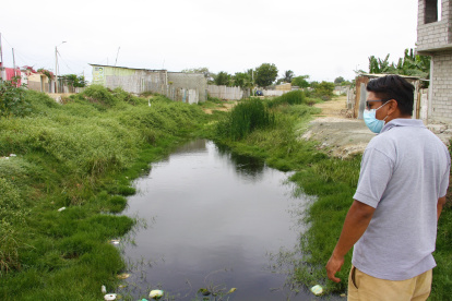 Los malos olores y el agua estancada es uno de los problemas más comunes en todas las comunidades.