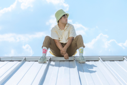 Marco Mares tiene 28 años.