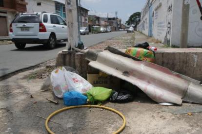 Escena. En algunos sectores los escombros van a la esquina.