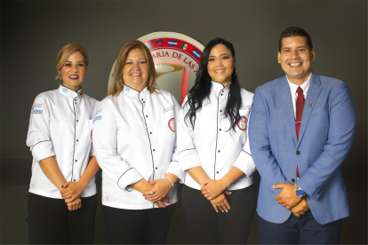 Gloria Saa de Martillo emprendió este camino con sus hijos, las chefs Alexa y Pamela y el ingeniero Alberto Martillo Saa.