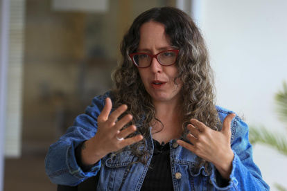 La cineasta Ana Cristina Franco, directora de la película "Invento de la soledad", fue registrada este 11 de agosto, durante una entrevista con Efe, en Quito (Ecuador).