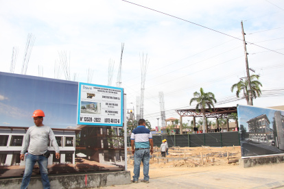 Edificación. Las plazas comerciales se colocan en los sectores en desarrollo.