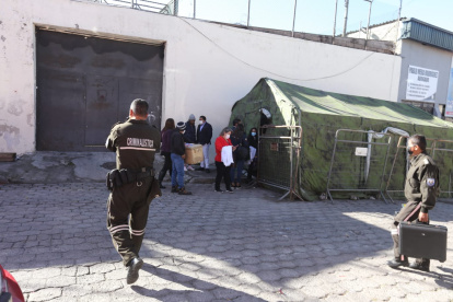 Al lugar llegaron agentes de las unidades especiales de la Policía